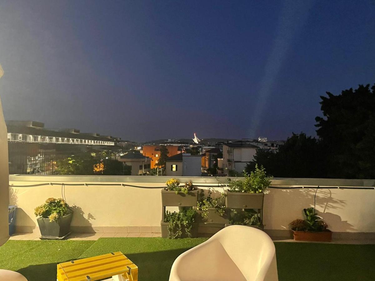 B&B Il Glicine Pescara Centro Bagian luar foto