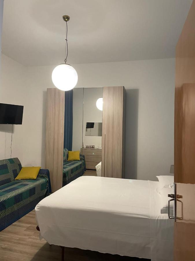 B&B Il Glicine Pescara Centro Bagian luar foto
