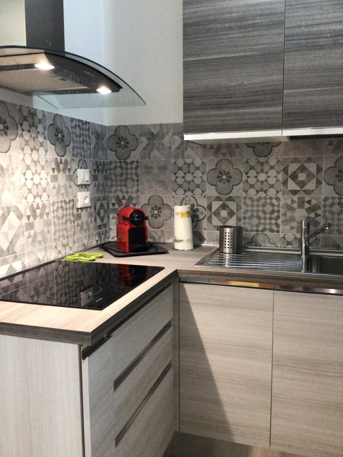 B&B Il Glicine Pescara Centro Bagian luar foto